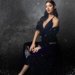 Medha Shankar Instagram – Medha tell us, “I had to pursue acting, no matter what. I still had to do my Master’s. My father couldn’t fathom that his bright kid was making this switch. Today, he’s the biggest supporter of me and my work. He saw how hard I worked.” 🫡

Introducing the national crush @medhashankr as our #MarchCoverStar 🎀
Stay tuned for more.🩵

Outfit Credits:

Look 1:
Black top @ishinfashions
Blazer jacket & skirt @itrhofficial @dipublicrelations
Heels @oceedeeshoes
Jewellery @bershka

Look 2:
Jacket @ishinfashions
Gown @gauriandnainika
Jewellery: Stylist’s own
.
.
.

Founder iDiva, MensXP & HYPP: @iangadbhatia
Managing Editor: @cbdcruz 

Photographer: @mayur_butwani 
Assistant photographer: @shutterfloyd
DOP: @manthan.films
Assistant Art Director: Anuj Kumar 
Production Assistant: @eklavya_bhaduria
Sound Recordist: Durgesh
Light: Neeraj & team
Spot: Avinash Pralhad 
Stylist: @khyatibusa
Fashion team: Riddhi Doshi, Sakshi Lakhani
Makeup: @anumariyajose @theartistsproject 
Hair: @swapnilkashid_
PR: @kpublicity 

#medhashankr #medhashankar #12thfail #coverstar