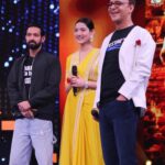 Medha Shankar Instagram – Aap logo ke pyar ne surajmukhi bana diya🌻 Team #12thFail on @saregama_official @vidhuvinodchoprafilms @vikrantmassey 

MUA Hair- @symone.neilson_mua_hair 
Wearing – @madzinlabel 
Stylist – @malvikabajaj 
Team- @sanjamkaur92 @___haywire 
Jewellery-  @the_jewel_gallery