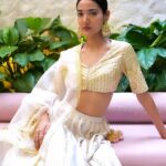 Medha Shankar Instagram - 🌟🤍💫 Wearing @madzinlabel Styled by @malvikabajaj Team @sanjamkaur92 @___haywire Jewellery by @the_jewel_gallery HMU @symone.neilson_mua_hair