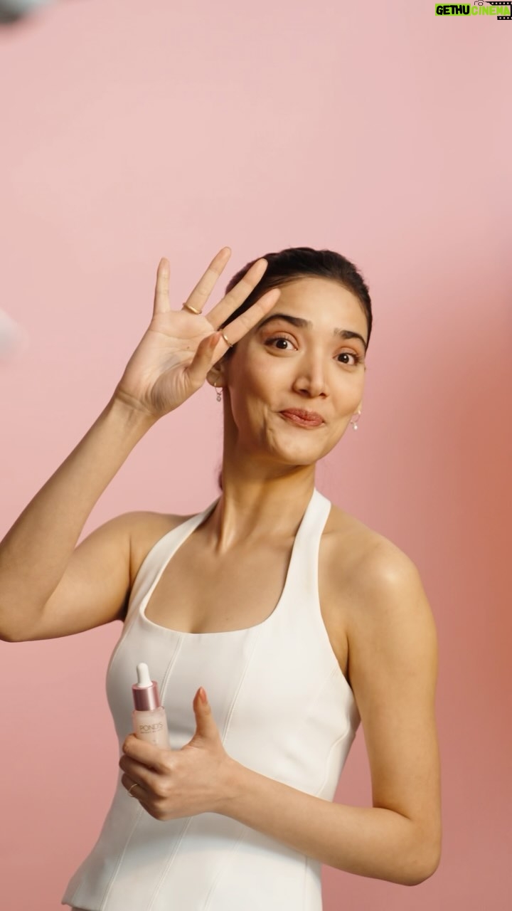 Medha Shankar Instagram - We couldn’t keep this a secret any longer, so we’re letting you in on some of the fun we had. Stay tuned and keep an eye out on this space because, trust us, there’s a whole lot more where this came from.💗 #Ponds #PondsIndia #Flawless #Hydration #Skincare #BeautyTips #SoftSkin #SkincareRoutine #Selfcare #SkincareIndia #Pigmentation