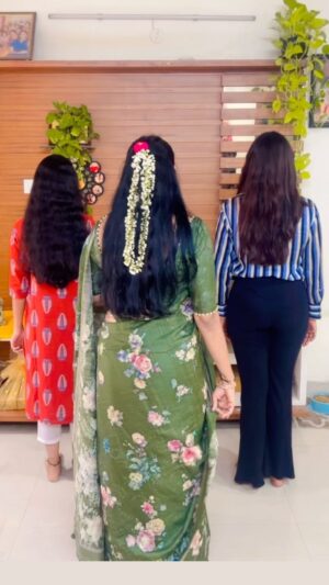 Meena Vasu Instagram - Finding joy in little things 🤗❤️💃🏻 
#2024vibe