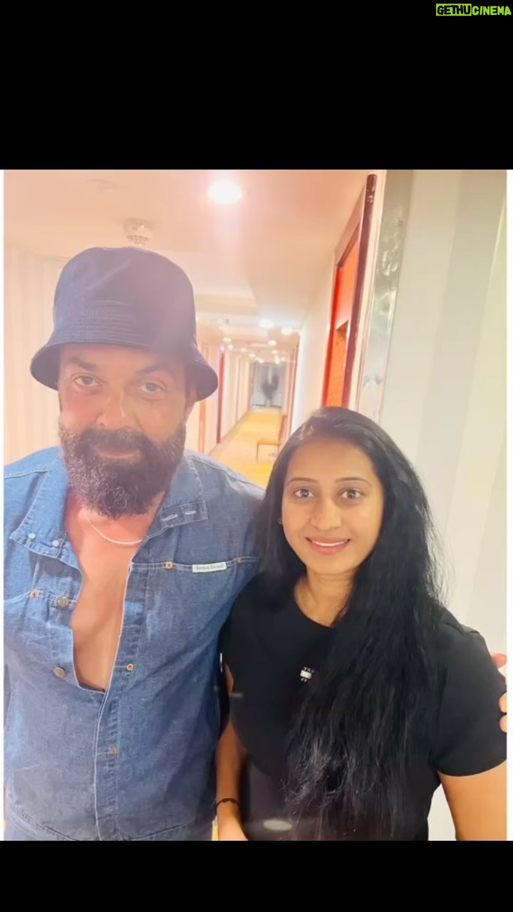 Meena Vasu - 11K Likes - 😎