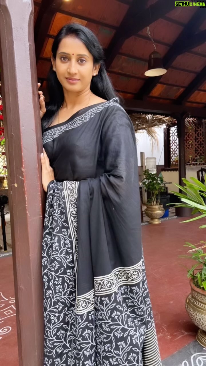 Meena Vasu - 6K Likes - ❤️❤️