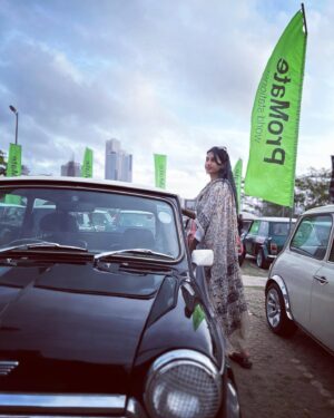 Meena Vasu Instagram - 😎
.
 #vintagecars
