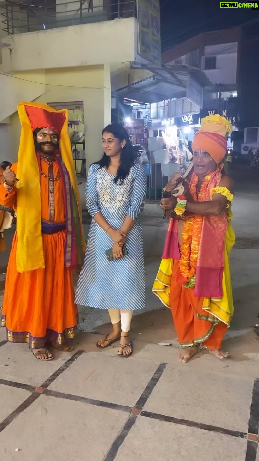 Meena Vasu - 6.9K Likes - హరిలో రంగాహరి 🙏
#sankranthisambaralu #festivevibes #haridasuu