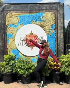 Meera Anil Instagram - UNIVERSAL⭐️⭐️

The island of adventures🤩
Magnum opus it is❤️❤️