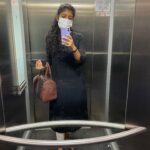 Meetha Raghunath Instagram - Lift me up :p Does anything even make sense anymore? Yep. That’s what I thought too. 🦦