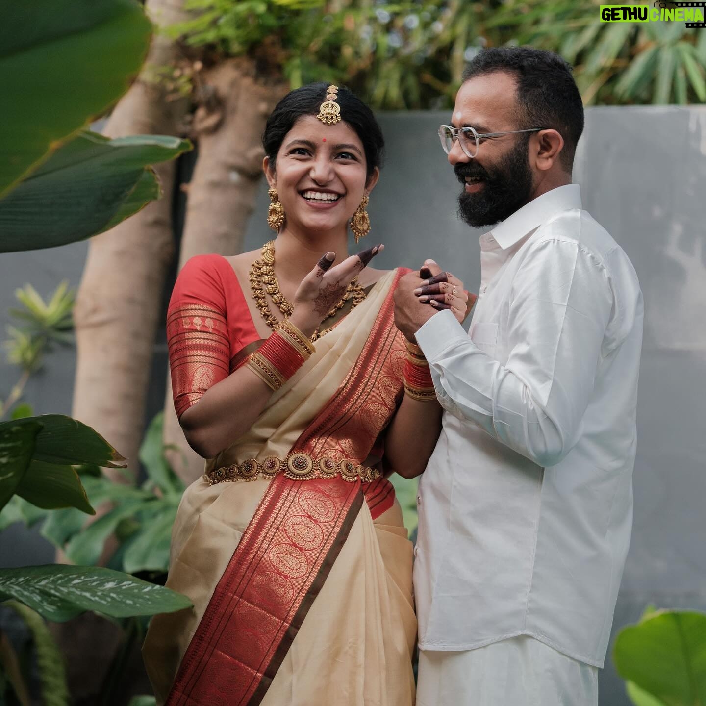 Meetha Raghunath - 297.7K Likes - My whole heart ♥️
@vasanthphotography @weddingsbyvasanth