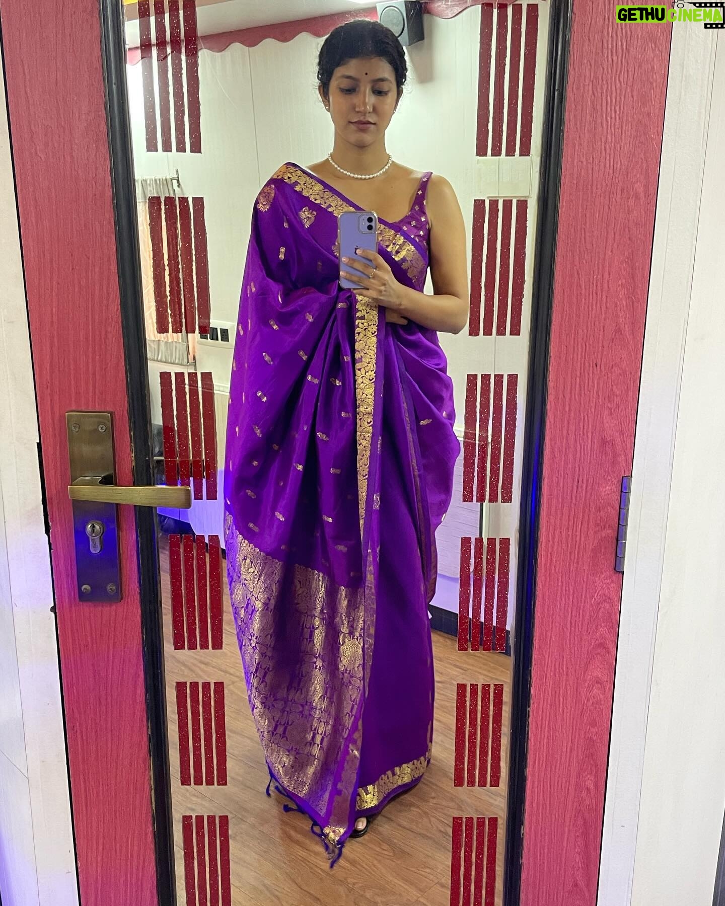 Meetha Raghunath - 144K Likes - It was wear your grandmother’s saree to work day 💜
Ft. @purvaraghunath ‘s favourite song that I have now appropriated as my own new favourite song :p