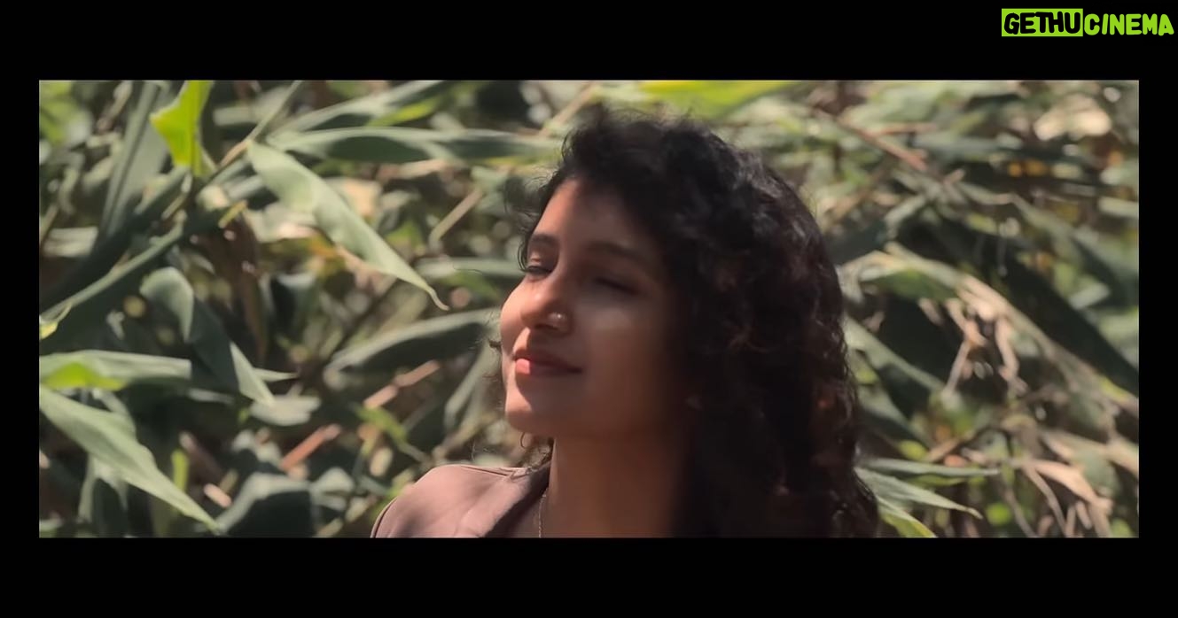 Meetha Raghunath - 98.3K Likes - This song has a special piece of my heart ♥️
SIRU KOODU is out now! The link to it is in my bio.
I wish wherever you are, wherever you go, you always experience the feeling of home 🪺🤎
The world is our home. Our life is our world ✨
Love,
Meetha.