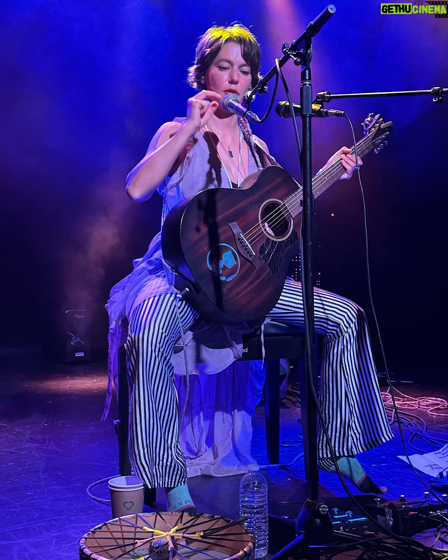 Meg Myers - 2.2K Likes - Meg Meyers is pure happiness in my soul. Her voice literally vibrates through my body. Seeing her acoustic tonight was precious. Thank you @megmyers for that amazing show and for being real and genuine with your listeners 🙏🏼❤️🥰💯