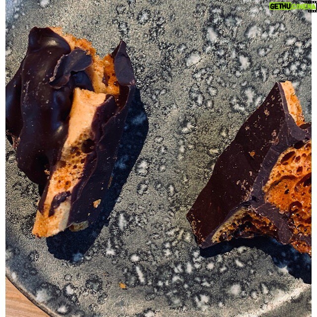 Meg Ryan - 13K Likes - Just had a chance to visit @Heckfield_Place in the UK. HEAVEN! Pssst... that’s chocolate dipped honeycomb. More Heaven!
