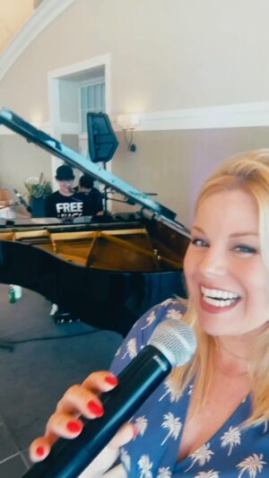 Megan Hilty Instagram - Rehearsals are underway for our show at @artfarmserenbe! If you’re in the Atlanta area, come sing the night away with us on August 27th! #LinkInBIo