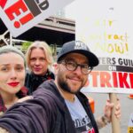Megan Boone Instagram - @sagaftra stands with @wgaeast @wgawest 🪧💋