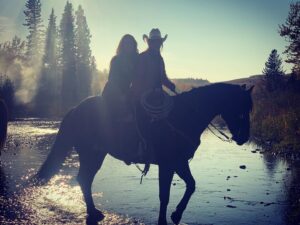 Megan Follows Instagram - End of a great first week, back on the ranch  in Heartland @official_heartlandoncbc. Tremendous gratitude to be able to work with such a wonderful team lead by the gracious and multitalented Amber Marshall @amber_marshall_farm and Chris Potter directing. #filmalberta #alberta #horsesofinstagram