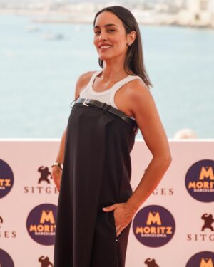 Megan Montaner Instagram - 🖤@sitgesfestival 🖤
 #30MONEDAS