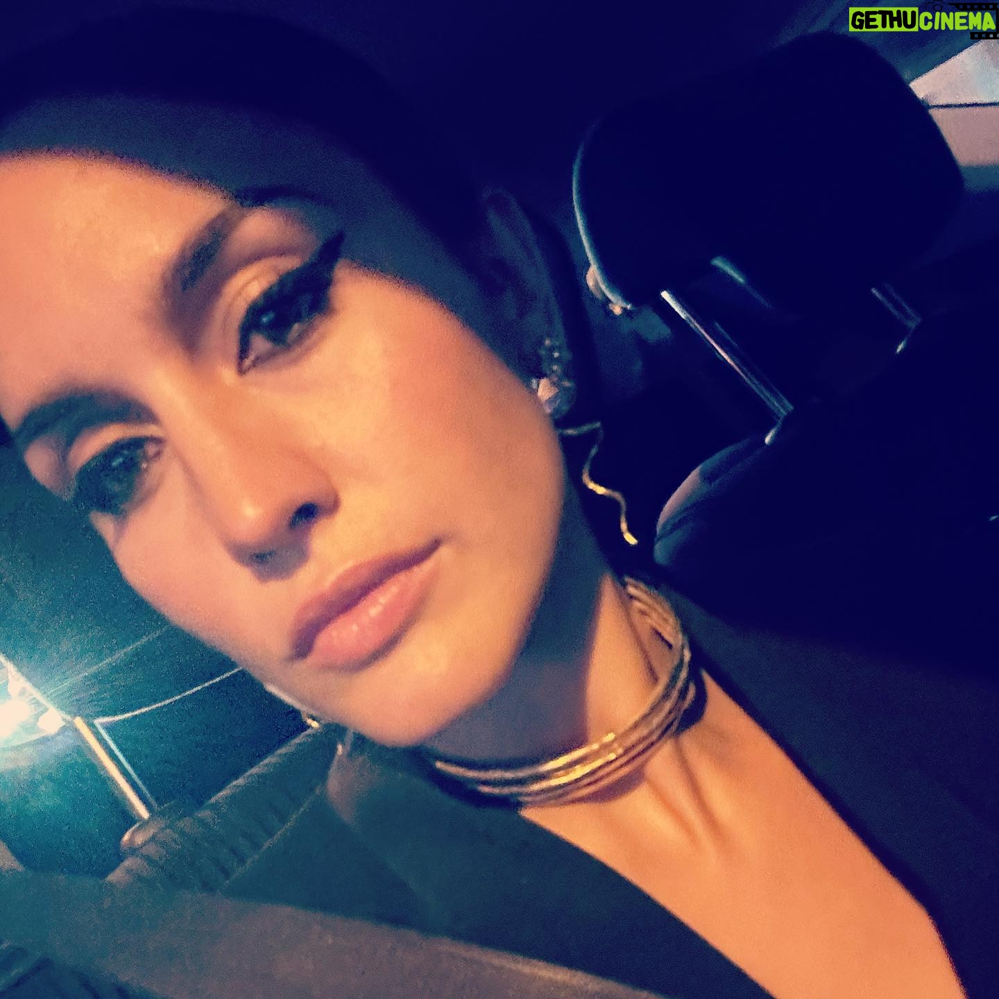 Megan Montaner Instagram - ✨Noche DIOR @diorbeauty✨ #jadore ✨