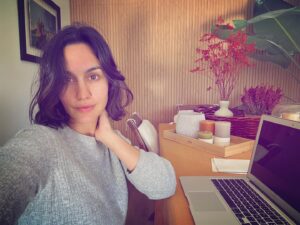 Megan Montaner Instagram - Al lío! 🤓📒🎬