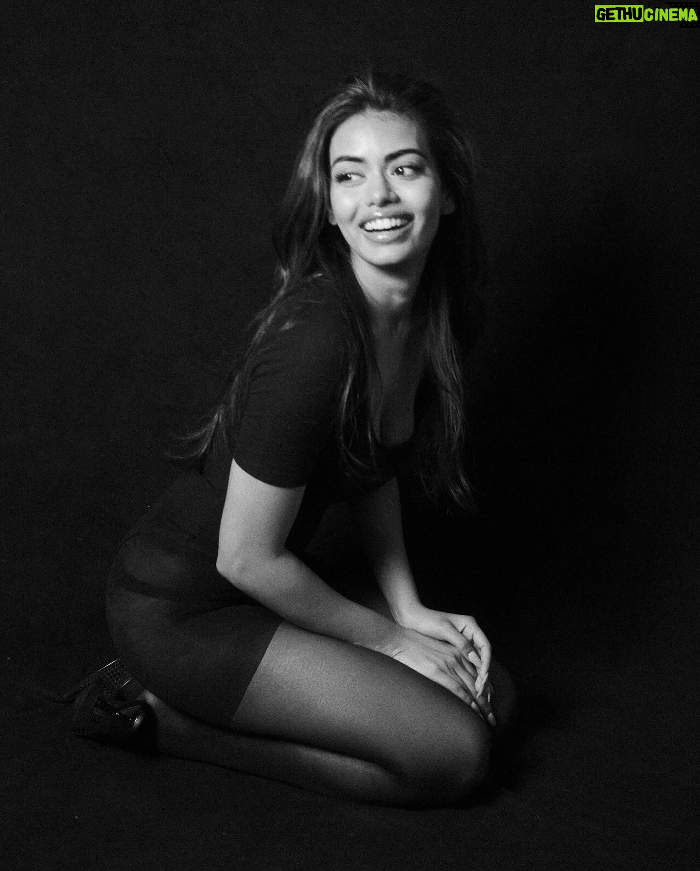 Megan Suri Instagram - 25 & LOVING IT 🖤 I’ve truly never felt better, wiser, or been kinder to myself. Wishing this renewed feeling and energy upon anyone out there feeling otherwise. (To all the girlies… it comes with growing older, so don’t dread it, EMBRACE IT) 🤍 & I’m so grateful for you all. How I’ve gotten this lucky is beyond me. XO