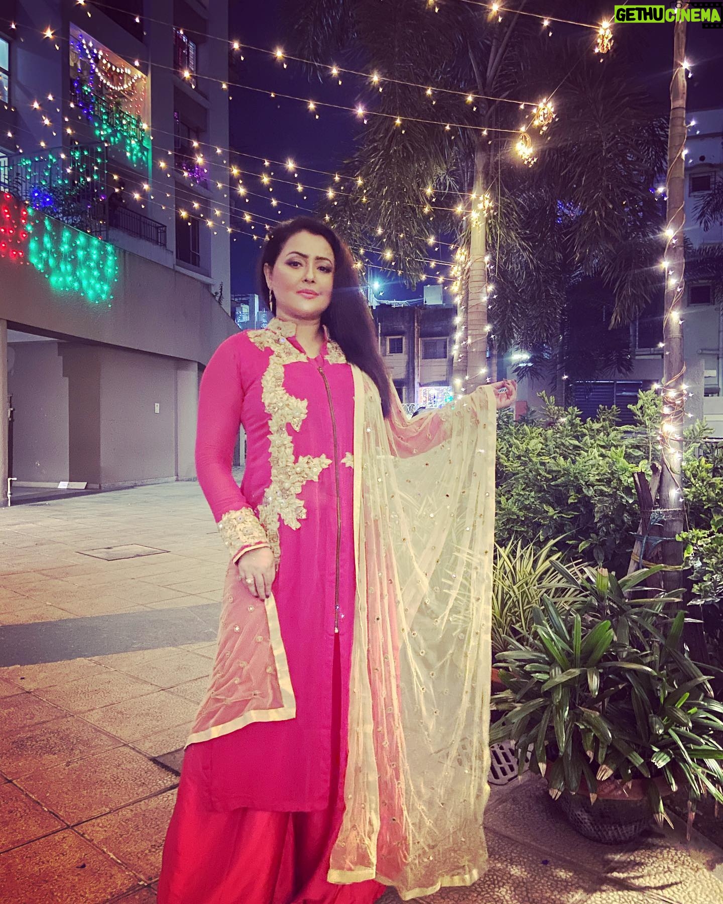 Megha Ghosh - 8.2K Likes - ✨✨✨
*
*
*
*
*
*
*
*
*
#kolkatagirl💃❤️ #kolkatagirls #kolkatagram #kolkatasutra #kolkatabuzz #kolkatablogger #kolkatagram #kolkatafashionblogger #kolkatacity #kolkatastreets #kolkatafashion #kolkatafashionblogger #kolkatafashionphotography #kolkatafashiongirl #kolkataactor #kolkataactors #bengalifilms #bengalifilmactress #bengalifilmindustry #bengaligirl❤️ #bengaligirlswag😎🔥❤️ #bongbeauty #bonggirls #bonglife #MeghaGhosh 💖