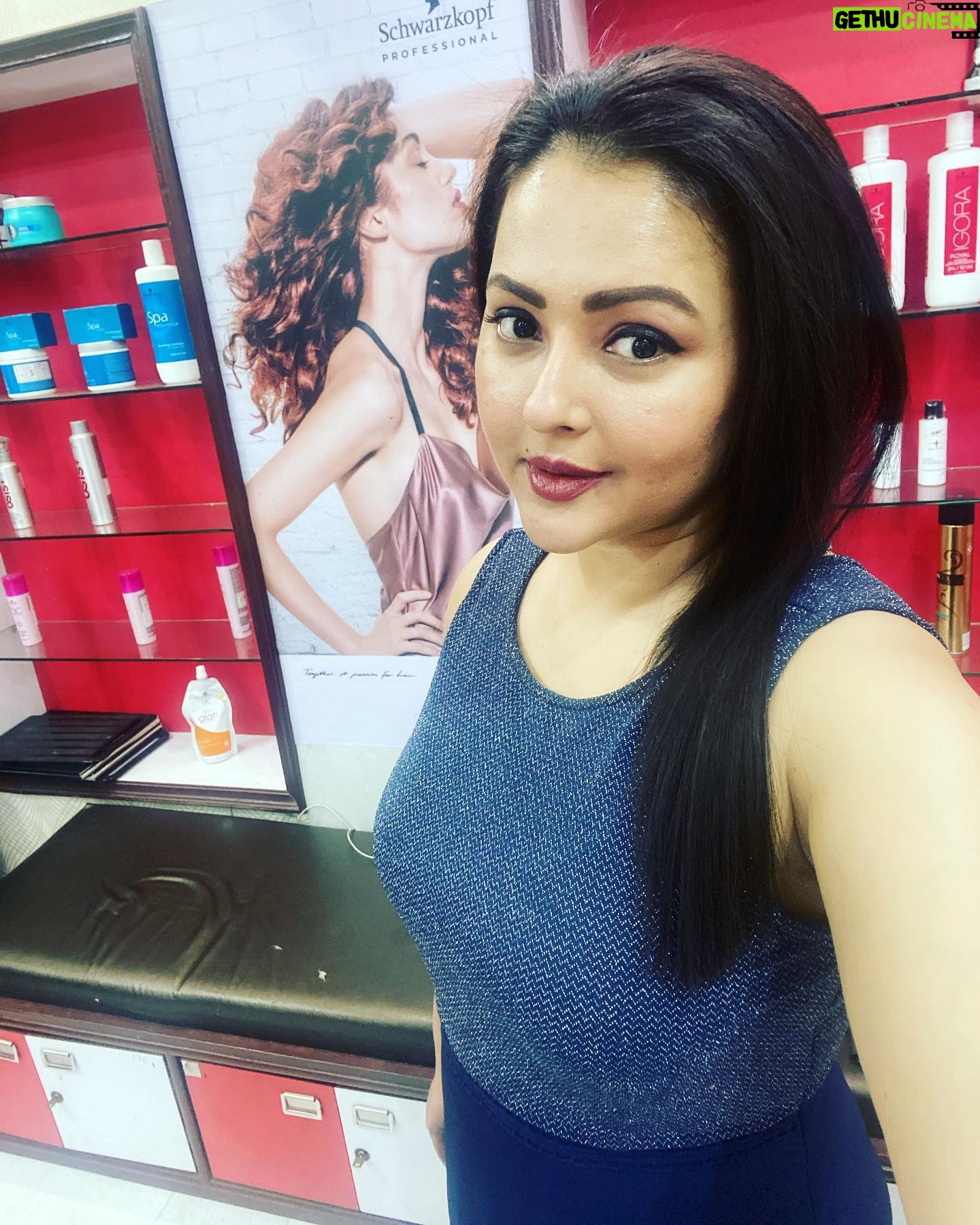 Megha Ghosh - 9.5K Likes - 𝗗𝗲𝗸𝗵𝗼 💙.
#kolkatagirl💃❤️ #kolkatagirls #kolkatagram #kolkatasutra #kolkatabuzz #kolkatablogger #kolkatagram #kolkatafashionblogger #kolkatacity #kolkatastreets #kolkatafashion #kolkatafashionblogger #kolkatafashionphotography #kolkatafashiongirl #kolkataactor #kolkataactors #bengalifilms #bengalifilmactress #bengalifilmindustry #bengaligirl❤️ #bengaligirlswag😎🔥❤️ #bongbeauty #bonggirls #bonglife #MeghaGhosh 💙