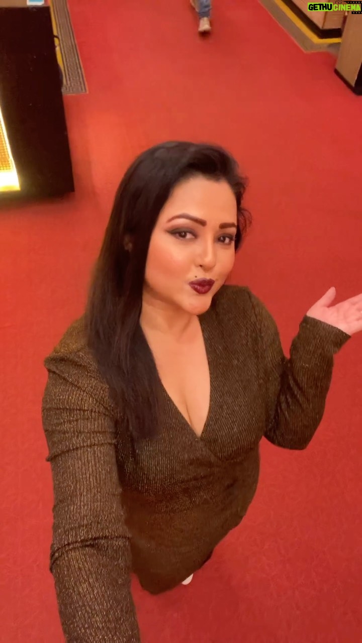 Megha Ghosh - 15.5K Likes - “𝗦𝗮𝗻𝗮𝗸𝗰𝗵𝗮𝗱𝗶 𝗥𝗮𝗮𝘁” ❤️🔥
𝗕𝗶𝗴 𝗗𝗮𝗱𝗱𝘆 𝗖𝗮𝘀𝗶𝗻𝗼, 𝗚𝗼𝗮❤️🔥❤️🔥 #nofilter
🌸🌼🌸🌼𝗠𝗶𝘀𝘀 𝗬𝗼𝘂 𝗣𝗮𝗽𝗮🌼🌸🌼🌸😞💔
✵
✵
✵
✵
✵
✵
✵
#odisha #odisha_igers #odishagram #kolkatareels #kolkatareels❤️❤️❤️ #kolkataphotography #kolkatafashionblogger #kolkatamodel #kolkatablogger #kolkatabloggerstyle😍❤️ #bengali #bengalifood #bengalicuisine #bengalifoodblogger #kolkatasutra #kolkatadiaries #MeghaGhosh 💔