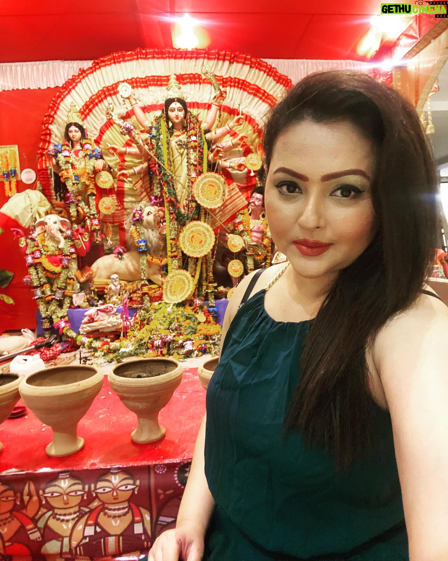 Megha Ghosh - 8.4K Likes - 𝗪𝗶𝘀𝗵 𝗬𝗼𝘂 𝗔𝗹𝗹 𝗔 𝗩𝗲𝗿𝘆 𝗛𝗮𝗽𝗽𝘆 𝗕𝗿𝗶𝗴𝗵𝘁 & 𝗦𝗮𝗳𝗲 𝗗𝗶𝘄𝗮𝗹𝗶 🪔!! 𝗘𝗻𝗷𝗼𝘆 𝗮𝘁 𝗧𝗵𝗲 𝗙𝘂𝗹𝗹𝗲𝘀𝘁 🎉🎊🎉.
*
*
*
*
*
*
*
*
*
#kolkatagirl💃❤️ #kolkatagirls #kolkatagram #kolkatasutra #kolkatabuzz #kolkatablogger #kolkatagram #kolkatafashionblogger #kolkatacity #kolkatastreets #kolkatafashion #kolkatafashionblogger #kolkatafashionphotography #kolkatafashiongirl #kolkataactor #kolkataactors #bengalifilms #bengalifilmactress #bengalifilmindustry #bengaligirl❤️ #bengaligirlswag😎🔥❤️ #bongbeauty #bonggirls #bonglife #MeghaGhosh 💙