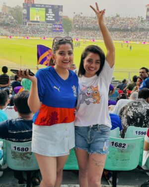Megha Daw Instagram - ♥️ :) 

📸 @saikatdutta__official 💫

@royalchallengers.bengaluru @pumaindia @iplt20 @virat.kohli 

#matchday #kingkohli #rcb #playbold #onelove #rcbianforever #meghadaw #ipl2024 #rcbvskkr #edengardens