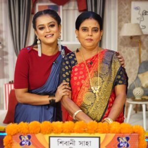 Megha Daw Instagram - প্রিয় অভিনেত্রীদের বাড়ির খবর আর হাঁড়ির খবর জানাবে তাদের মায়েরা!
দেখুন #DidiNo1 আজ @ 5:00pm শুধুমাত্র #ZeeBangla-র পর্দায়।