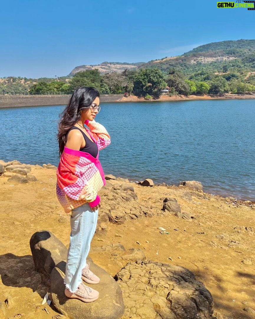 Megha Ray Instagram - Life is not meant to be thought about, It is meant to be lived. The only way to learn is to live, As there is no one right way to live your life. It is easy to regret the paths you haven't taken. Perhaps if you make the most out of your present, there won't be much to regret after all. -------------------------------------------------------- It has been only a month and I've had the good fortune to witness so many beautiful views. Views to remember for life. Grateful. January you've been wonderful ⛰️🌼🌺