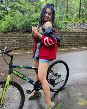 Megha Ray Instagram - Had an awesome day today 🫠

#nature #bicycling #mumbairains #favoritetimeoftheyear