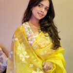 Megha Ray Instagram - Light 🪔 Life itself is light. I wish that you discover your purpose and find the light within you ✨ शुभ दीपावली! #Diwali2023 #diwalilook