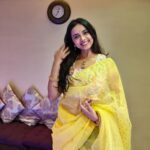 Megha Ray Instagram - Light 🪔 Life itself is light. I wish that you discover your purpose and find the light within you ✨ शुभ दीपावली! #Diwali2023 #diwalilook