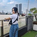 Megha Ray Instagram – Then out of the blue clear sky
Fallin’ right into your hands 
Like rain on the desert sand
It’s the last thing you had planned 
Out of the blue clear sky

#Sawadika 🙏