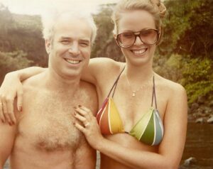 Meghan McCain Instagram - Happy what would have been 44th anniversary to my parents. I love you ⁦‪mom @wfpchief‬⁩ - you both have shown me what love and marriage truly means. ♥️🇺🇸