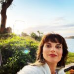 Meghan Ory Instagram - And That’s a wrap. Lots of HUGE exciting changes coming season 5 of the “C” shores. 😋 thank you to our incredible, out of this world crew who tackled season covid like champs. Grateful for you all. Hope everyone loves all the newness to come! I sure do!! @hallmarkchannel #chesapeeps #chesapeakeshores