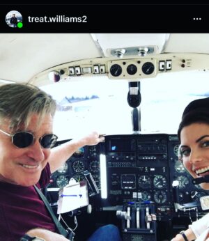 Meghan Ory Instagram - Season 5 finale of #chesapeakeshores tonight on @hallmarkchannel —throw back to that time @treat.williams2 taught me to fly a plane! #bestfakepops #o’briens #chessies