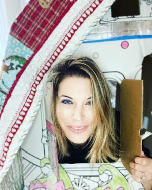 Meghan Ory Instagram - #bluemascara and a cardboard Christmas house. Does this count as #art?!😂😂🤪