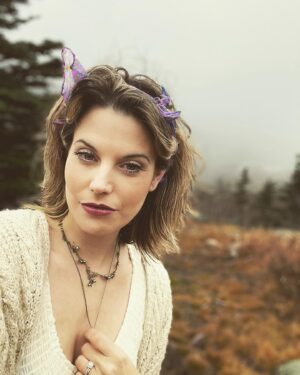 Meghan Ory Instagram - Morning...remember lipstick!? #covid relic #monday
