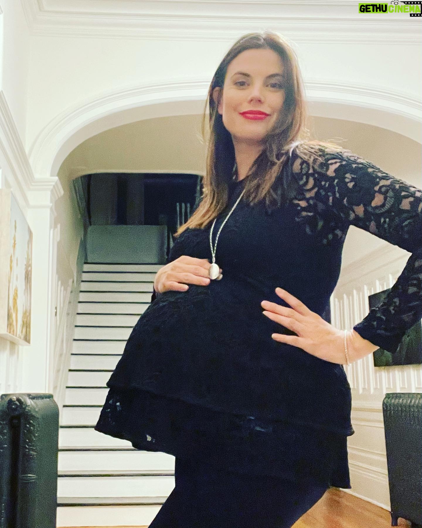 Meghan Ory - 45.1K Likes - 87 weeks pregnant and ready to party 🤪 thanks for having me @finfilmfest - love learning all about the east coast film industry! #fromcoasttocoast #aiff #inbedby10
