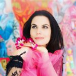 Meghan Ory Instagram - More flowers because why not! #pink #spring