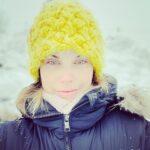 Meghan Ory Instagram - Yellow hat