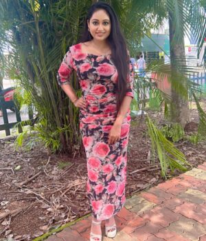 Meghna Vincent Instagram - “Life has many twist and turns and sometimes what look like a very bad day can be just clearing the way for good things to come “
Costume @western_lady_ 
#dress
#fashion 
#meghna
