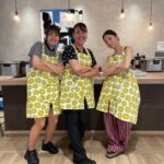 Megumi Instagram - ドラマ「くすぶり女とすん止め女」最終回までご覧頂きありがとうございました。 嬉しいお言葉を頂き本当に感激しております🥹 さてさて今回の撮影現場は大変 タイトスケジュールの中行われました。 そんな毎日頑張っているスタッフさんには、美味しくて、温かい 身体に優しい食事を食べて貰いたいと考えていました。 そして地球環境も考え、 形が良くないだけで、破棄されてしまう食材を提供して頂き、 美味しいケータリングやお弁当を作って頂きました。 今回のこの活動にご協力頂きました業者の皆様本当にありがとうございました🙏 皆様のおかげで、ドラマの現場にも、こんな素敵な食事を届ける事ができました！感謝です 🌹🙏 Thankyo all🙏🙏 八百屋まりの @marino_yaoya あべよしこのおうちごはん @abeyoshikono_ouchigohan こめる @comer_2020 キッチンたんぽぽ @kitchen_tanpopo910 薄井青果 @usuiseika 那珂川キッチン @nakagawakitchen 博多華味鳥 @torizenfoods.873 五島うどん @mcb_in_official