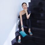 Megumi Instagram - . 本日より「コール ハーン」の24年春夏のキャンペーンが始動します。 日本初のミューズとして、春夏も引き続き コール ハーンのスマートなデザインや優れた実用性を みなさまにご紹介できることを楽しみにしています！ 春はお祝い事や新生活など、 イベントが立て続けに続くシーズン。 そんな大事なひと時に頼れるアイテムが コール ハーンにはあります。 続々公開される春夏コレクション、 ぜひチェックしてみてください。 キャンペーンアイテムは、順次ストアと公式サイトに 登場するので、お見逃しなく！ @colehaanjapan #ColeHaan #コールハーン #メグミ #MEGUMI #24SS #新作 #新作アイテム #春シューズ #春バッグ #春コーデ
