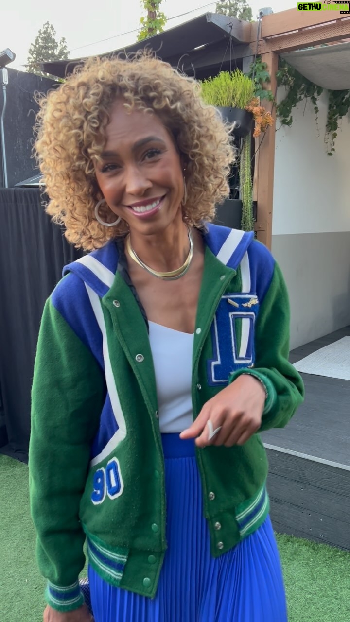 Megyn Kelly Instagram - @sagesteele, you could wear a paper bag and you’d still look hot!