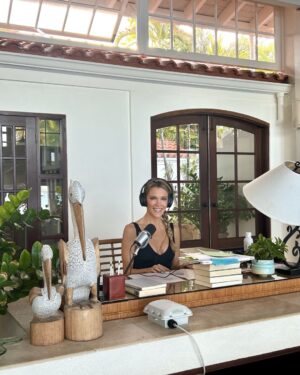 Megyn Kelly Instagram - Getting ready to interview Ashleigh Merchant (star attny in the Fani Willis debacle) from the Caribbean and yes I could get used to this. Will post this, her first interview, later today!