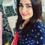 Meher Vij Instagram - Logon ne kaha bohot badal gaye ho tum, maine muskura kar kaha....logon ke hisaab se jeena chor diya hai maine लोगों ने कहा बहुत बदल गएहो तुम मैंने मुस्करा कर कहा लोगों के हिसाबसे जीना छोर दिया है मैंने। . #kokodiaries 💖💖💖