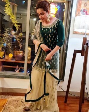 Meher Vij Instagram - Happy wali Diwali ☘️🌿🌱