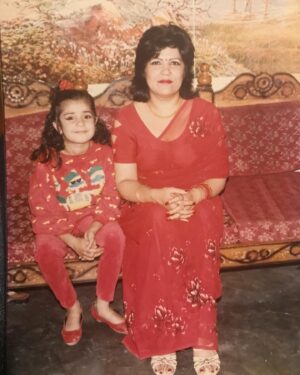 Meher Vij Instagram - Love you mummy miss you 😘 #Mrspremlatasahdev ❤️😘😘😘